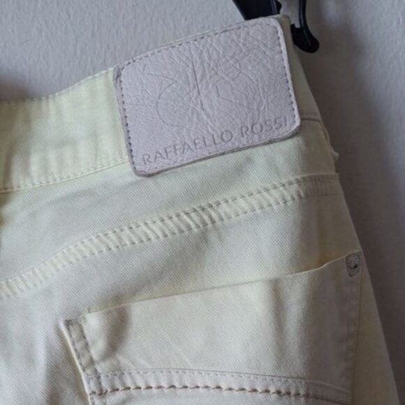 Raffaelo Rossi Capri Pants - Light Lemon - Women's Size 36 - Stylish Cropped Pan - Picture 4 of 4